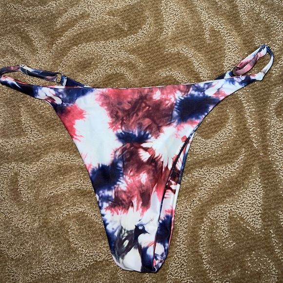 Size Large SHEIN bikini set - Picture 3 of 4